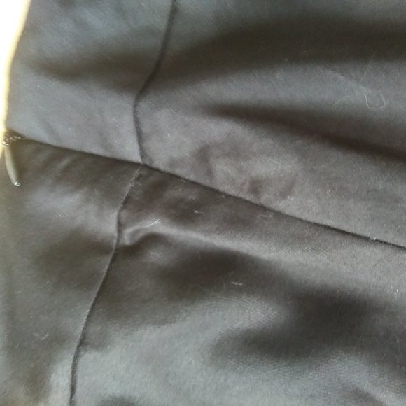 Covington Misses skirt white embroidery on black - Picture 13 of 14